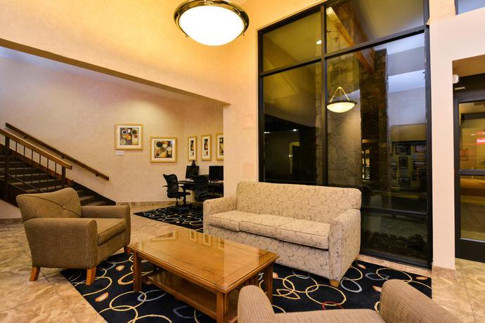 Imagen de los interiores del Hotel Navajoland Of Tuba City. Foto 9