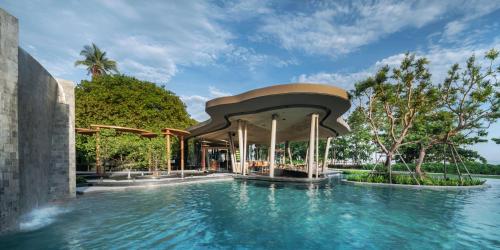 Imagen de la piscina del Hotel Navana Nature Escape. Foto 9