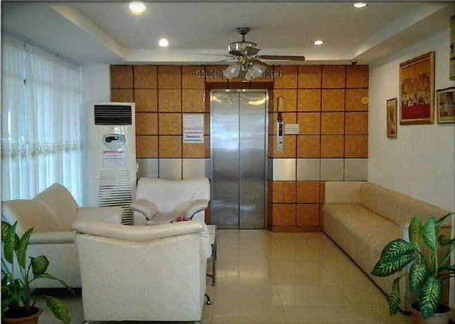 Imagen general del Hotel Navanakorn Golden View Hotel. Foto 2
