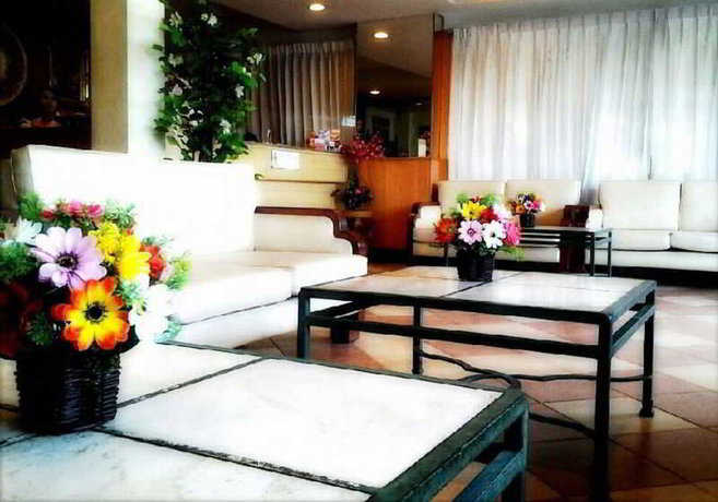 Imagen general del Hotel Navanakorn Golden View Hotel. Foto 5