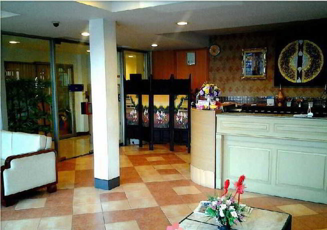 Imagen general del Hotel Navanakorn Golden View Hotel. Foto 6