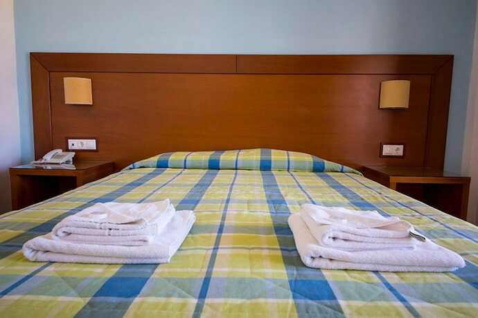 Imagen de la habitación del Hotel Navarone, Pylos. Foto 20