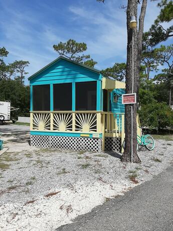 Imagen general del Hotel Navarre Beach Camping Resort. Foto 2