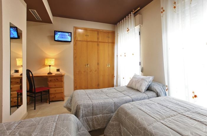Imagen de la habitación del Hotel Navarro, Ciudad Real. Foto 10