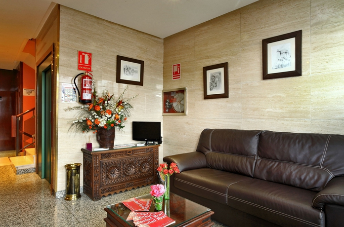 Imagen de los interiores del Hotel Navarro. Foto 16