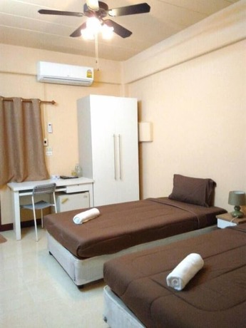 Imagen de la habitación del Hotel Navavilla. Foto 21