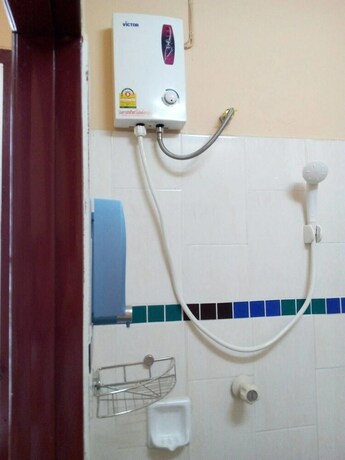 Imagen de la habitación del Hotel Navavilla. Foto 30