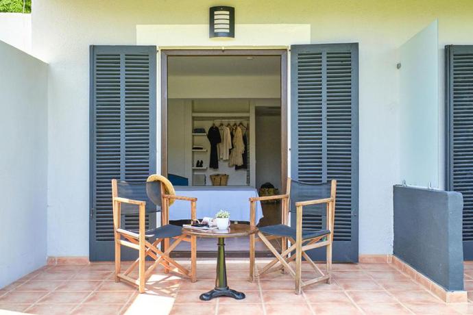 Imagen de los exteriores del Hotel Navia Santa Ponsa- Adults Only. Foto 8