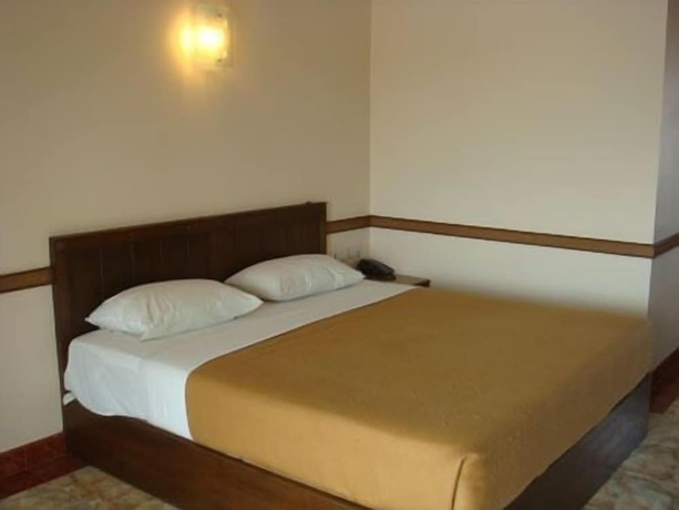 Imagen de la habitación del Hotel Navin Mansion 2. Foto 8