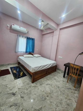 Imagen de la habitación del Hotel Navin Palace. Foto 5