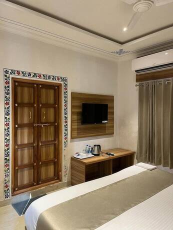 Imagen de la habitación del Hotel Navkesar Heritage. Foto 16