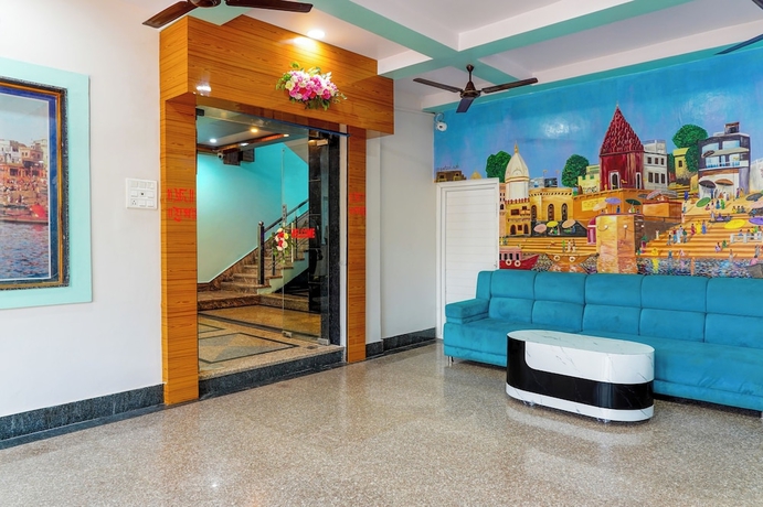 Imagen de los interiores del Hotel Navneeta Grand Hotel and Banquet Hall. Foto 16