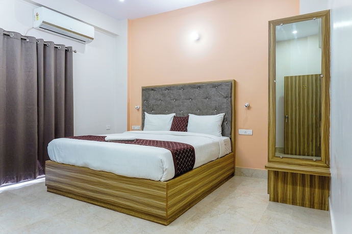 Imagen de la habitación del Hotel Navneeta Grand Hotel and Banquet Hall. Foto 7