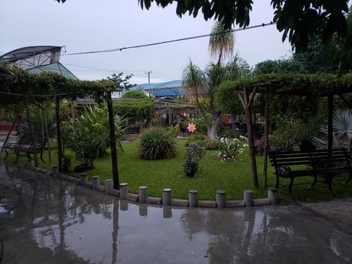 Imagen general del Hotel Navola Inn. Foto 3