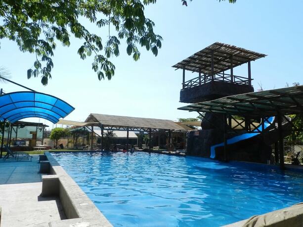 Imagen general del Hotel Navola Inn. Foto 6