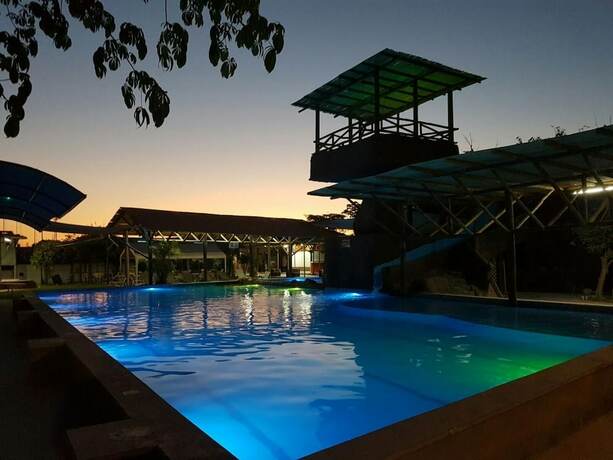 Imagen general del Hotel Navola Inn. Foto 7