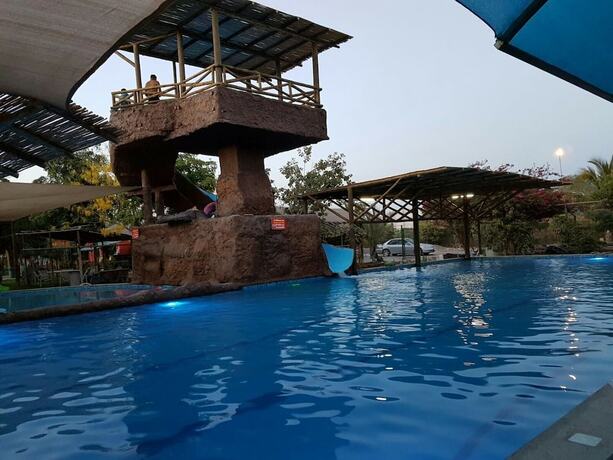 Imagen general del Hotel Navola Inn. Foto 16