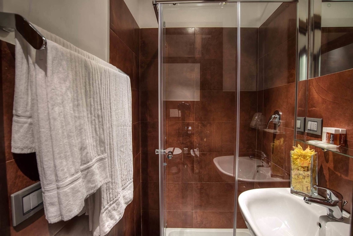 Imagen de la habitación del Hotel Navona Colors. Foto 4