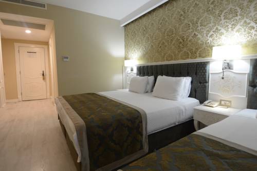 Imagen de la habitación del Hotel Navona, Mersin. Foto 3