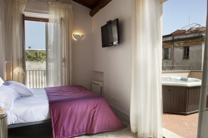 Imagen de la habitación del Hotel Navona Palace Luxury Inn. Foto 5