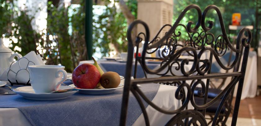 Imagen de los interiores del Hotel Navy. Foto 10