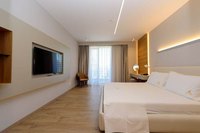 Imagen de la habitación del Hotel Navy, Uji i Ftoht&euml; (Vlor&euml;). Foto 14