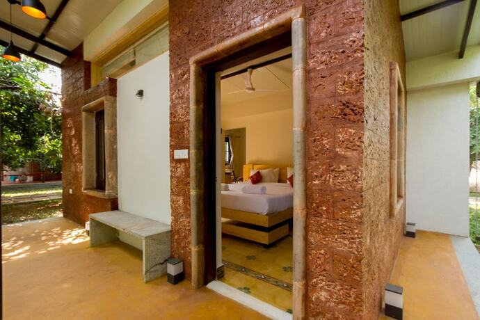 Imagen general del Hotel Navyya\'s. Foto 5
