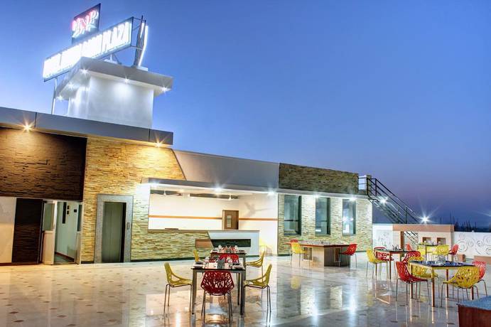Imagen general del Hotel Nawalgarh Plaza. Foto 4