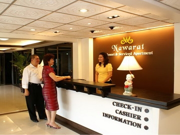 Imagen de los interiores del Hotel Nawarat Resort & Serviced. Foto 6