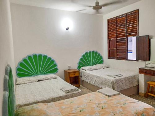 Imagen general del Hotel Naxhiely. Foto 8