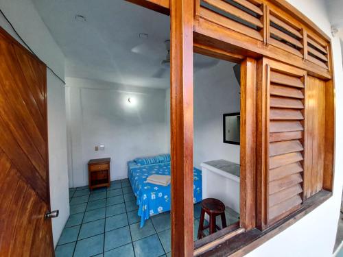 Imagen de la habitación del Hotel Naxhiely. Foto 18