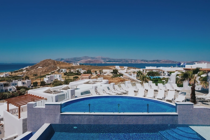 Imagen de la piscina del Hotel Naxos Grand Hotel. Foto 8