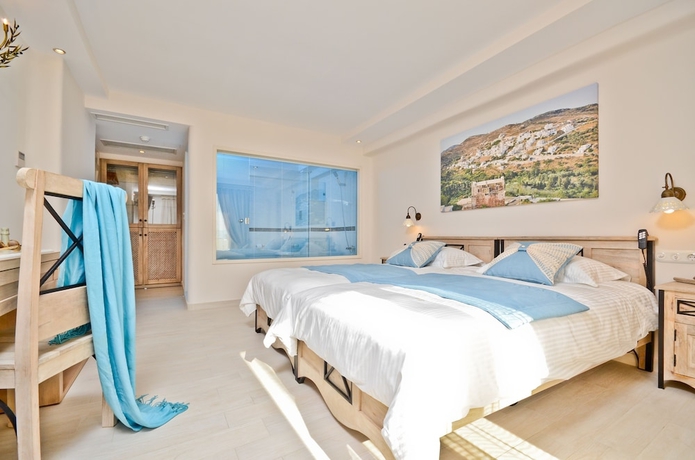 Imagen de la habitación del Hotel Naxos Island. Foto 3