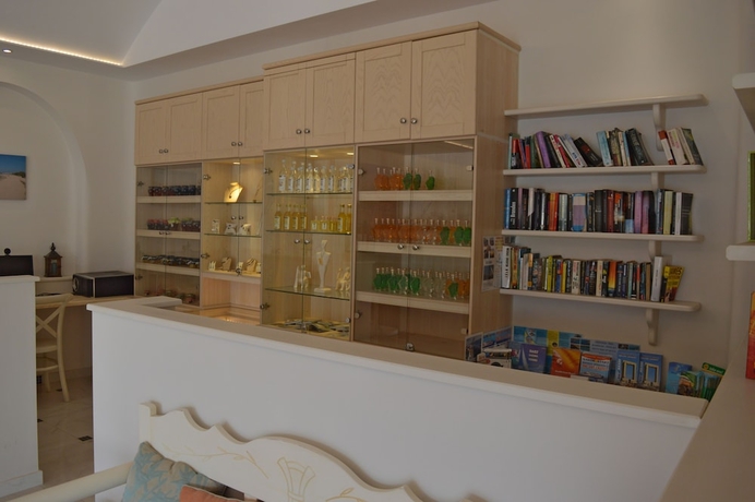 Imagen de los interiores del Hotel Naxos Island. Foto 14