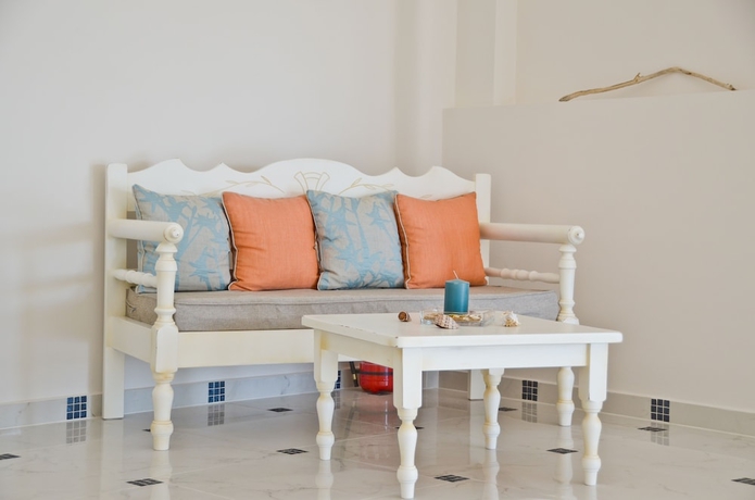 Imagen de los interiores del Hotel Naxos Island. Foto 18