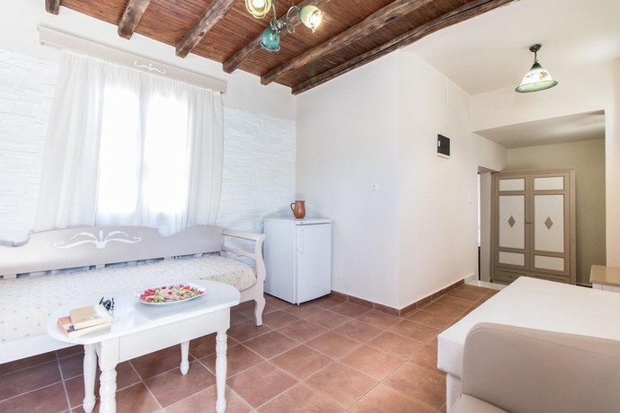 Imagen general del Hotel Naxos Magic Village. Foto 10