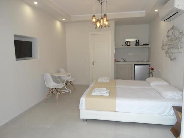 Imagen de la habitación del Hotel Naxos Oceamo. Foto 9