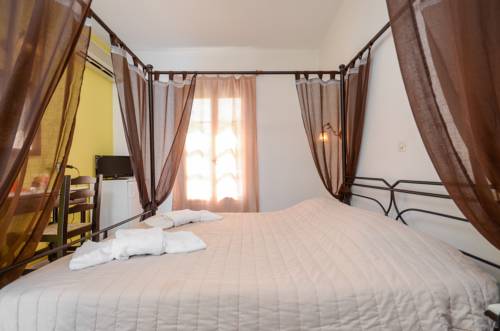 Imagen de la habitación del Hotel Naxos Poseidon. Foto 1