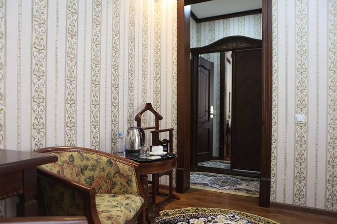 Imagen de la habitación del Hotel Naxshab. Foto 14