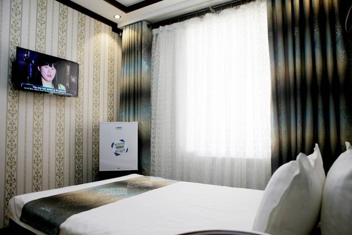 Imagen de la habitación del Hotel Naxshab. Foto 15