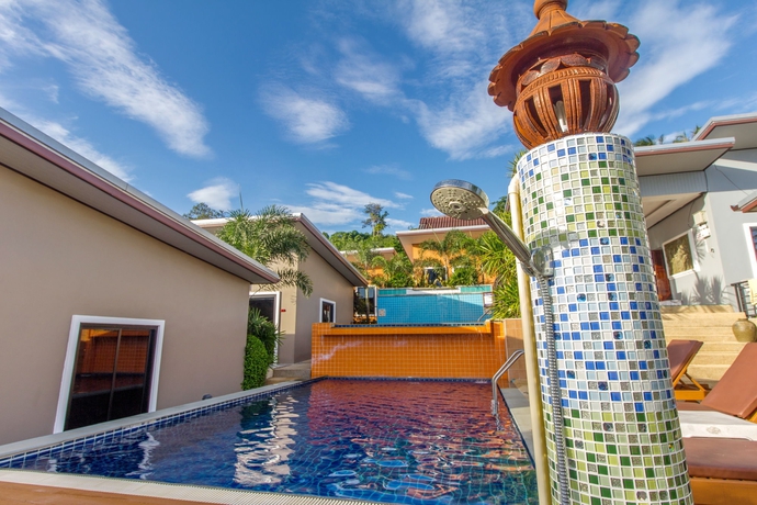 Imagen de la piscina del Hotel Naya Paradise Retreat. Foto 11
