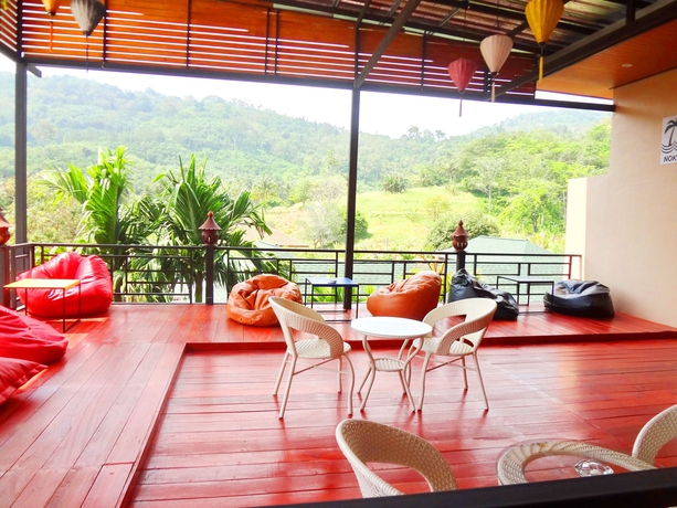 Imagen de los exteriores del Hotel Naya Paradise Retreat. Foto 9