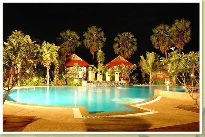 Imagen de la piscina del Hotel Naya Resort. Foto 16