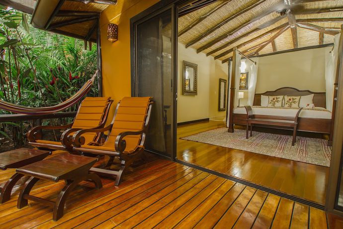 Imagen de la habitación del Hotel Nayara Gardens. Foto 7