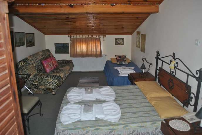 Imagen de la habitación del Hotel Naz. Foto 8