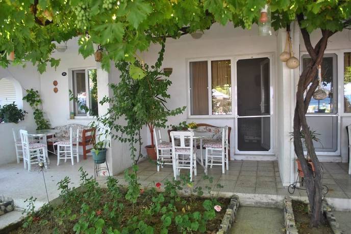 Imagen de la habitación del Hotel Naz. Foto 9