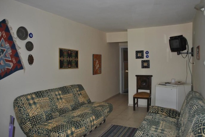 Imagen de la habitación del Hotel Naz. Foto 10