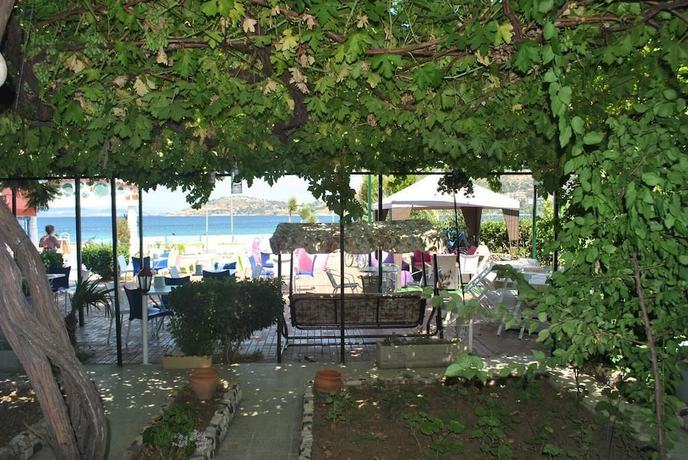 Imagen de los exteriores del Hotel Naz. Foto 16