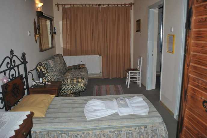 Imagen de la habitación del Hotel Naz. Foto 11