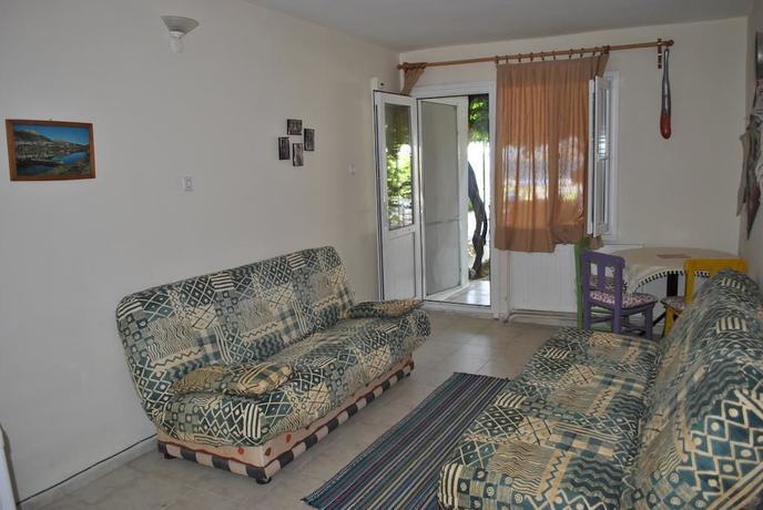 Imagen de la habitación del Hotel Naz. Foto 13